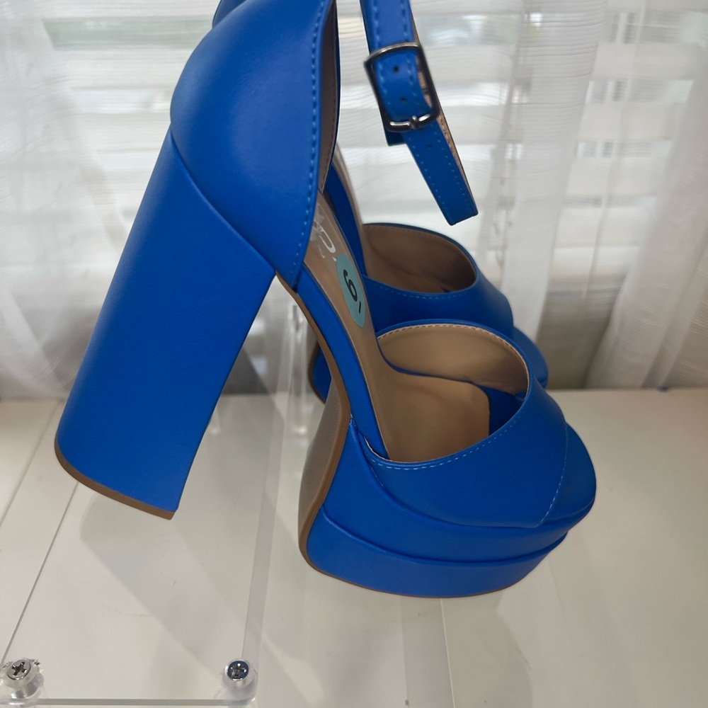 Soda Blue Platform Sandals – Women’s Size 6 - Picture 8 of 10